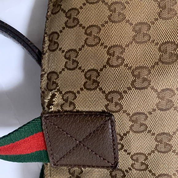 Gucci Authentic Monogram Tote Bag - Picture 6 of 13